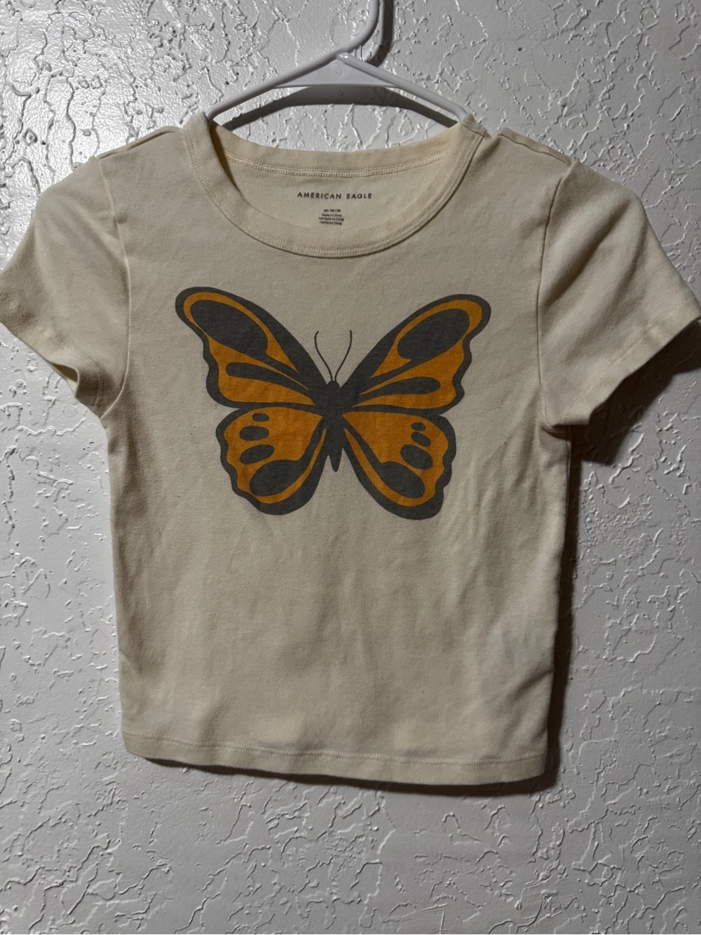 American Eagle Women Cream Butterfly Graphic Short Sleeve Tee Shirt
